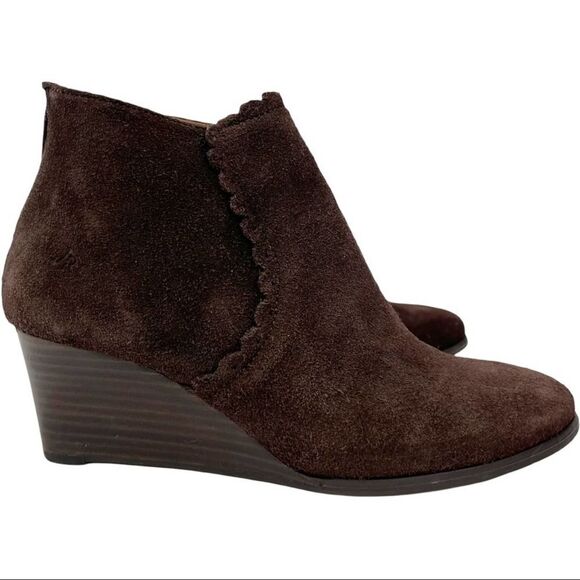 Jack Rogers Wedge Ankle Bootie Emery Dark Espresso Scalloped Trim Suede Size 6 - Picture 2 of 15